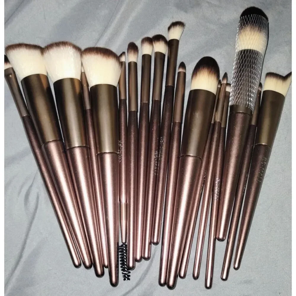 Bs-Mall 18 Pieces Brown Premium Synthetic Makeup Brush Set With Black Case